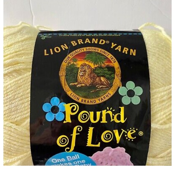 Lion Brand Yarns Pound of Love Color Pastel Yellow - Picture 3 of 5